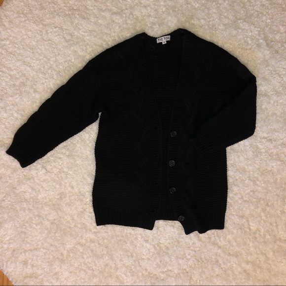 Oversized Knit Cardigan - Picture 2 of 4